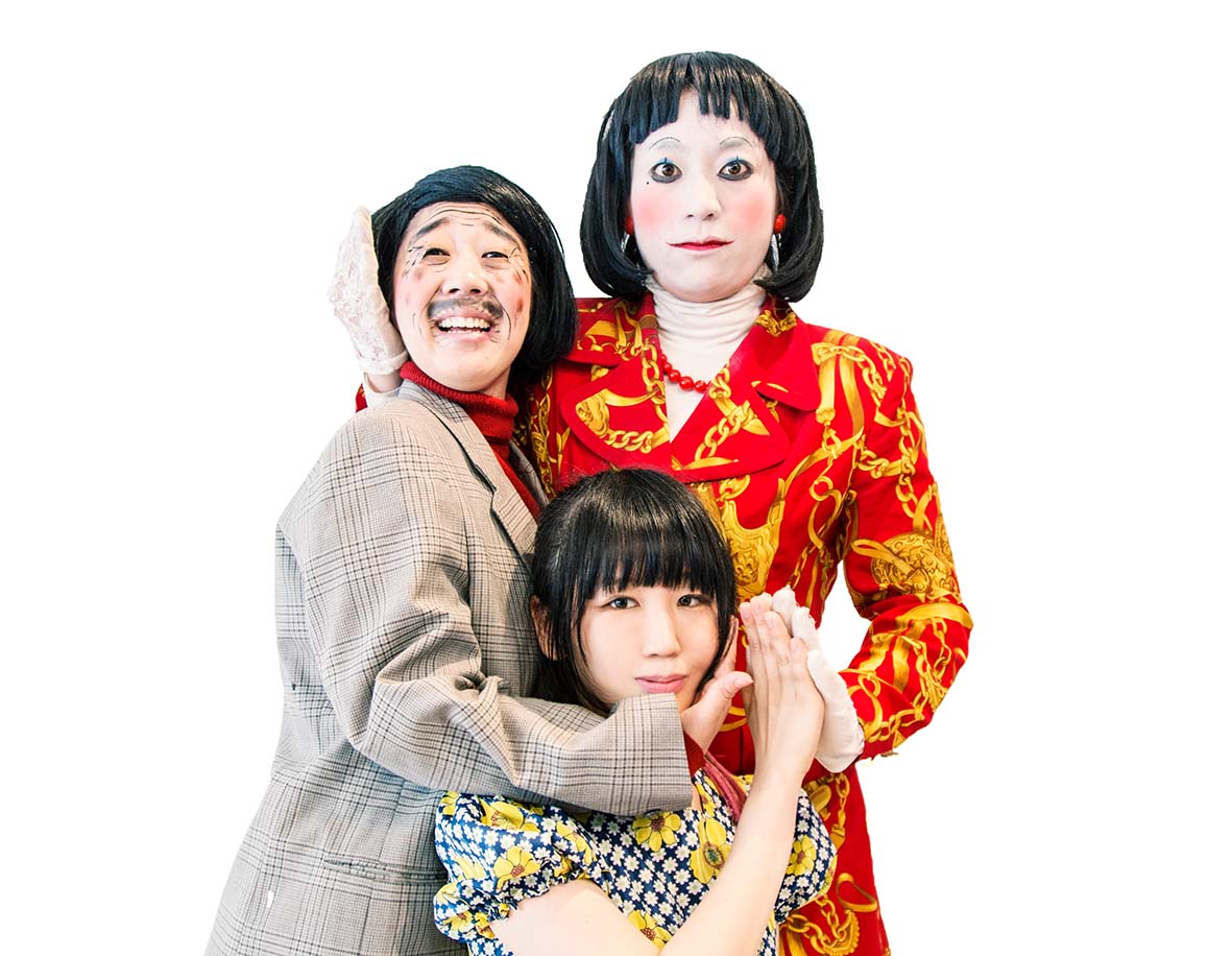 大森靖子（中央下）と日本エレキテル連合。