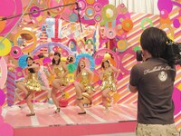 CM前に番組に華を添えたニセAKB。