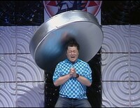 「リンカーンDVD 15」収録のワンシーン。 (c)2014 TBS ／吉本興業／ East West plus