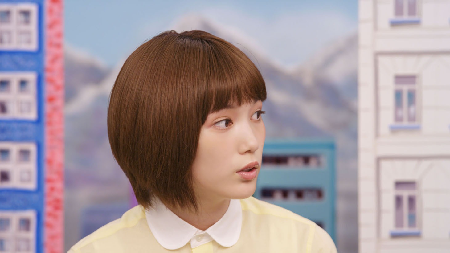 とらばーゆ新CMのワンシーン。