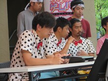 「それゆけ！ゲームパンサー！」（日本テレビ）のイベント「向井慧ぷよぷよチャレンジ」の様子。