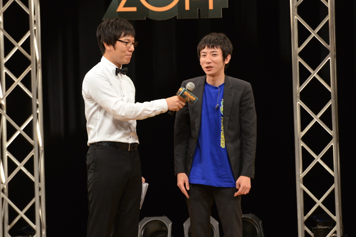 「全日本新人王決定戦」優勝の浜口浜村・浜村。