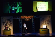 準決勝第2試合のオードリー若林対ケンドーコバヤシ。若林が勝利した瞬間。