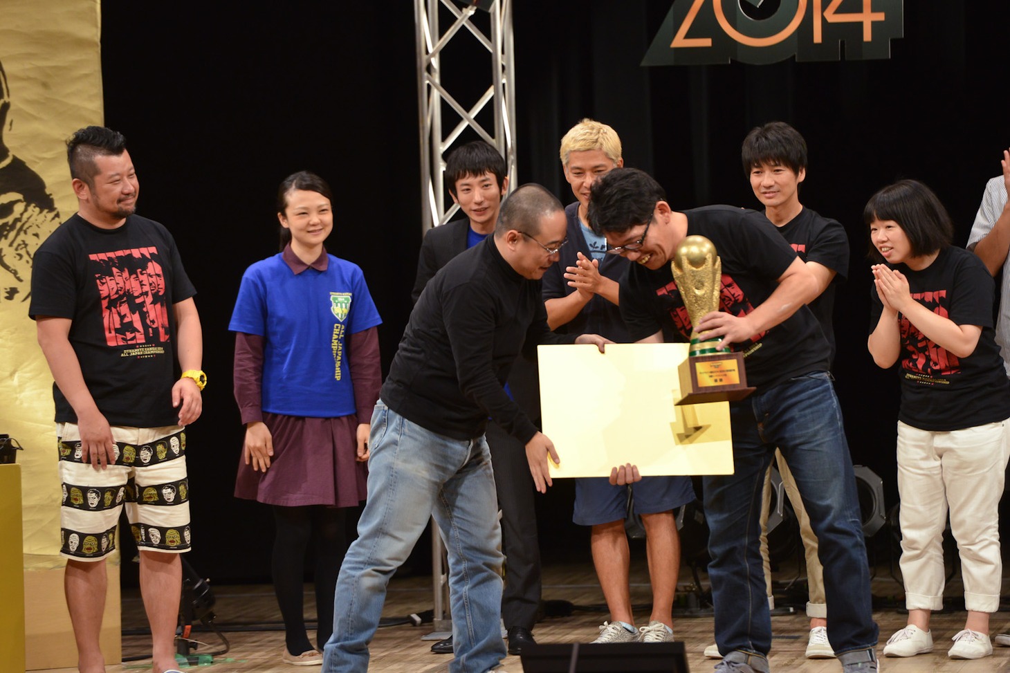 「ダイナマイト関西2014～全日本大喜利選手権 決勝トーナメント大会～」で優勝したずん飯尾。