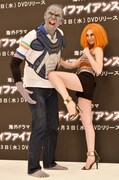 （左から）ニューロマンス・おにぎり、武田梨奈。