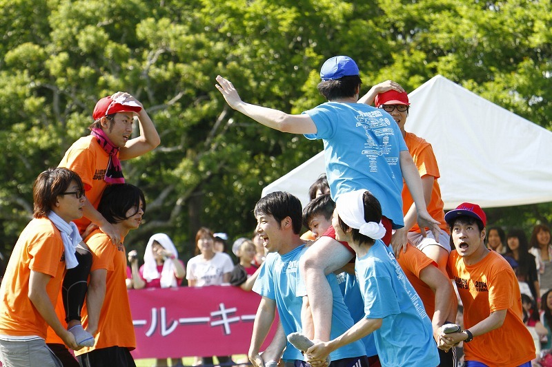 DVD「LAUGH SPORTS FES 2014 in CHIBA」本編の一場面。
