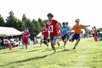 DVD「LAUGH SPORTS FES 2014 in CHIBA」本編の一場面。