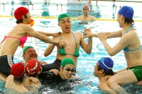 DVD「LAUGH SPORTS FES 2014 in CHIBA」特典映像の一場面。