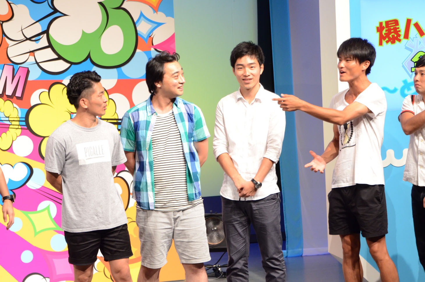 ジャングルポケットの太田と斉藤、ジャルジャル（左から）。