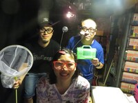 写真左から、せきしろ、こやつ、バッファロー吾郎A。