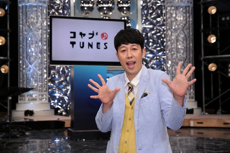 「コヤブTUNES」（NHK総合・関西）MCの小籔千豊。(c)NHK