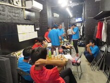 「ザンゼンジのゲーム祭り」前の楽屋。