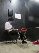 単独ライブ前のザンゼンジ武田。