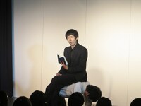 ザンゼンジのオープニングコント。