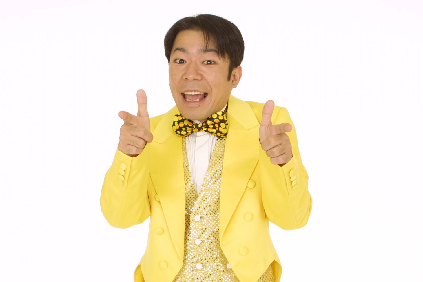 「ゴールデンボンバー鬼龍院翔のオールナイトニッポン」にゲスト出演するダンディ坂野。