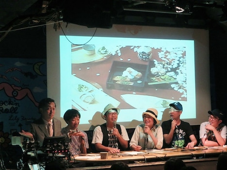 ピレニーズ小島プレゼンの懐石料理に不満の一同。