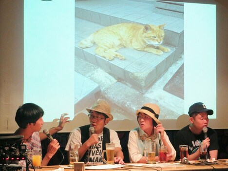 大水オススメの猫スポットは、銭湯の猫がセントバーナードにちょっかいを出されるところ。