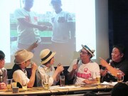 いけだが撮影したある意味貴重なツーショットに会場は爆笑。