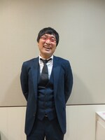 ライブ終了後の山里。