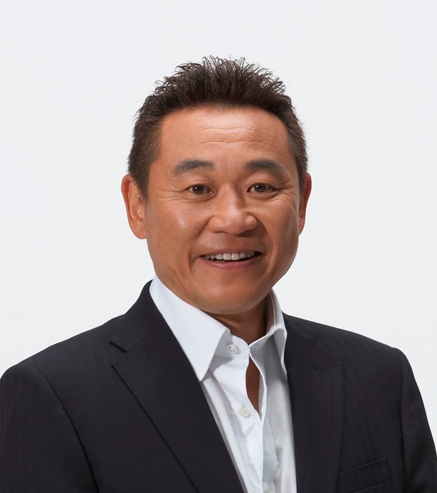 ナレーターを務める松木安太郎。(c)JSP