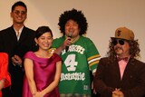 映画「TOKYO TRIBE」の舞台挨拶に登壇したパンダユナイテッド石井（中央）。