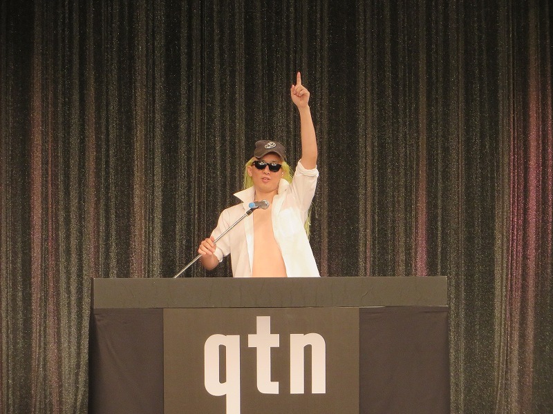 qtnのDJ。