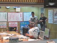 オードリーの前でオードリー漫才を披露するレイザーラモン。