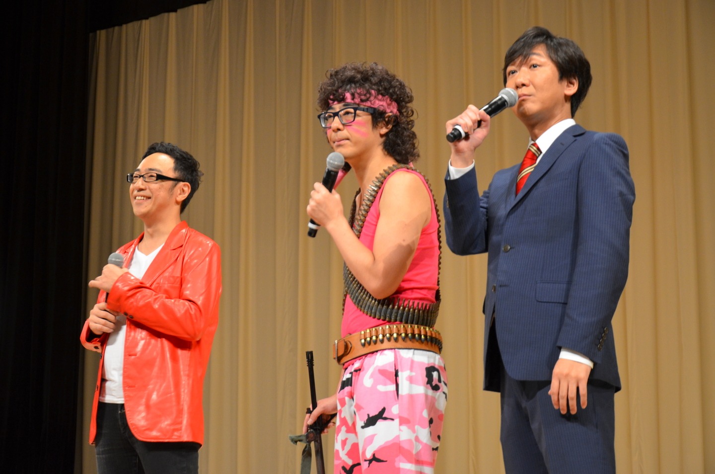 東京03