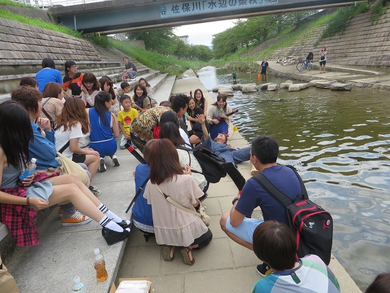 突如矢に撃たれるゴエ爺。