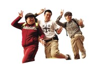 ロバートが日本語吹き替えを行う「召喚獣」の3人。(c)2013 1 PRODUCTION FILM COMPANY. ALL RIGHTS RESERVED.