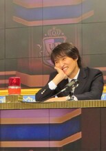 前回髪を振り乱して慌てていた千原ジュニア。