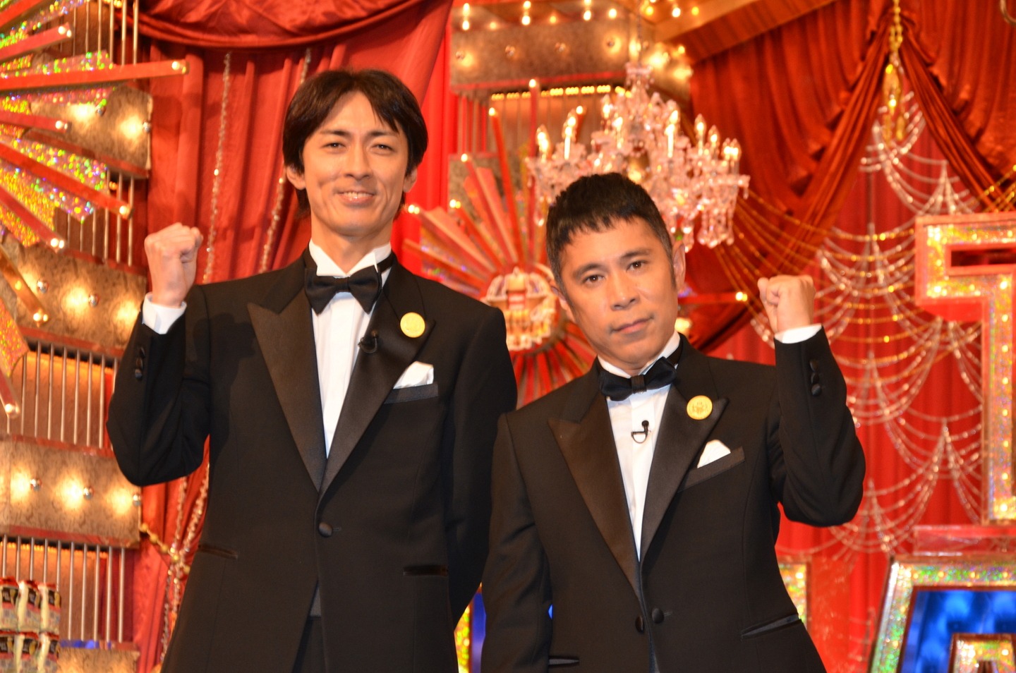 「日清食品 THE MANZAI 2014」のMCを務めるナインティナイン。　