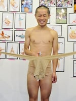 ハブのタイツカット。