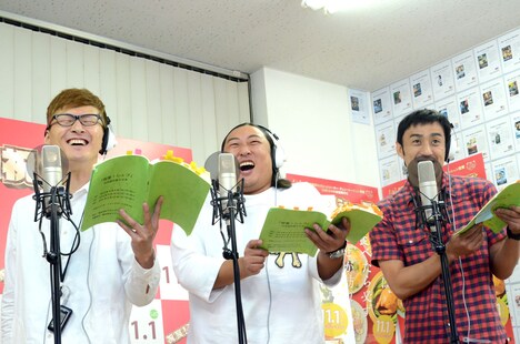 アフレコに臨むロバート。