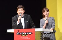 司会を務めたあべこうじと吉田明世（TBSアナウンサー）。