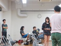 ヒロインの高橋胡桃（アイドリング!!!）がいると華やぐ稽古場。