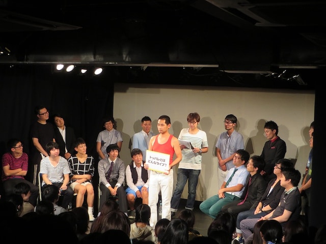 「ライブ・TALK LIVE vol.2『トッパレ楽屋トーク』」エンディングの様子。