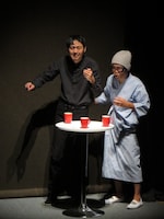 ストーリーテラーの田中と、唯一田中の世界に入ることができる鈴木。