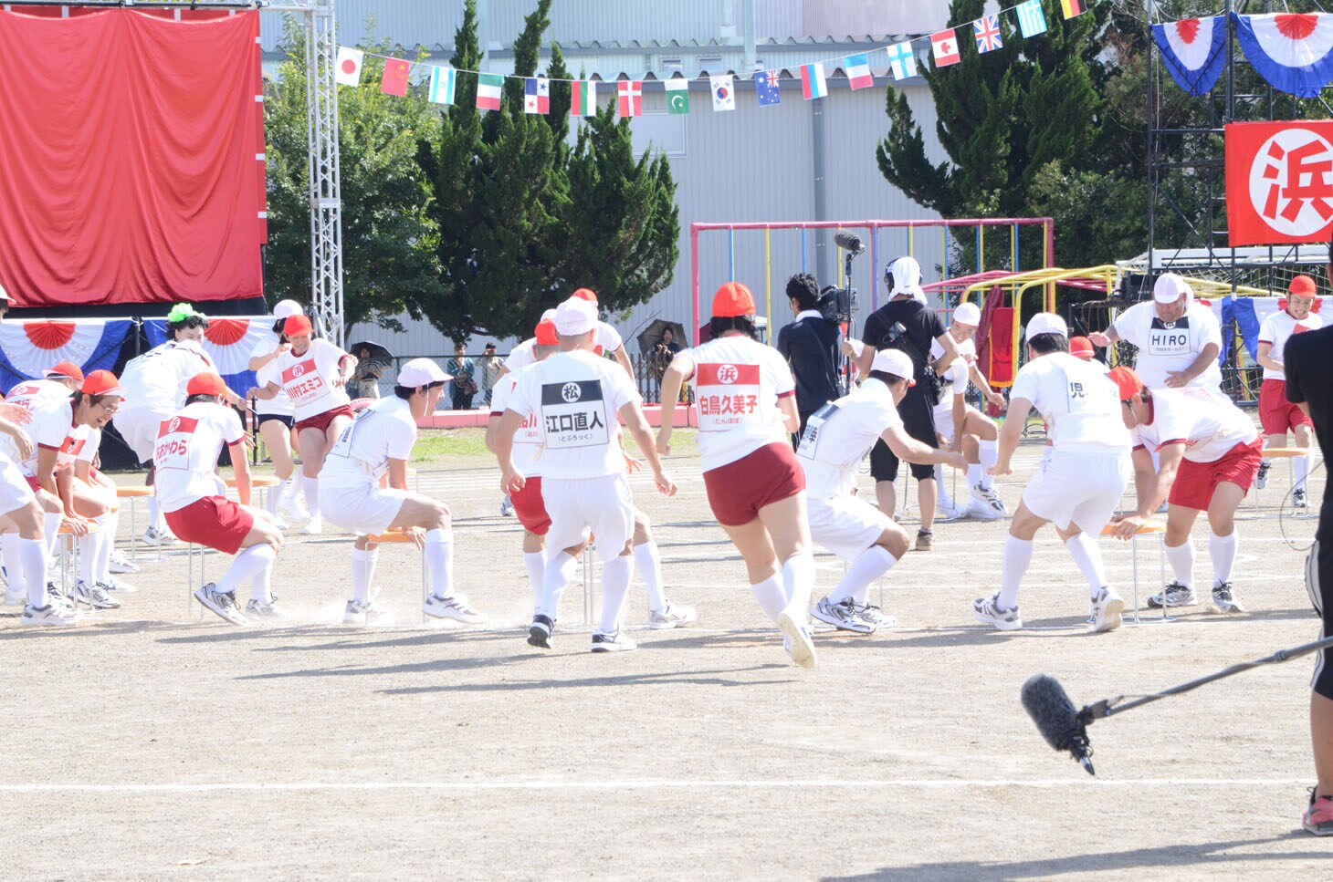 リンカーン芸人大運動会2014」収録の様子。 [画像ギャラリー 7/13