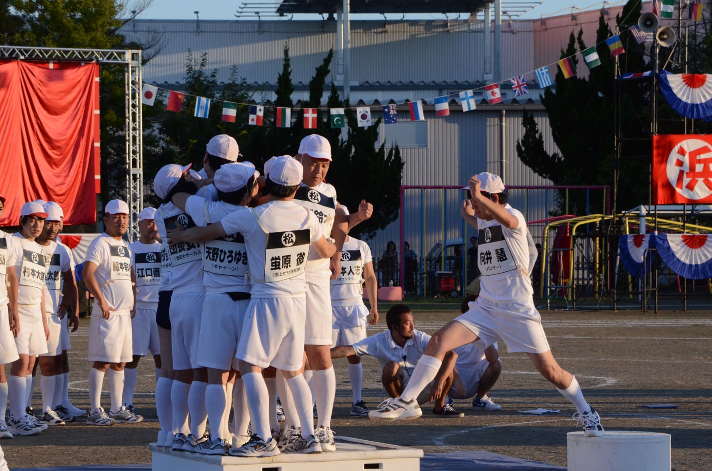 「リンカーン芸人大運動会2014」収録の様子。