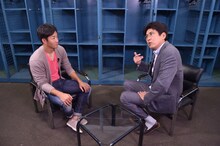 「石橋貴明のスポーツ伝説…光と影」に出演する（左から）斎藤佑樹、石橋貴明。(c)TBS