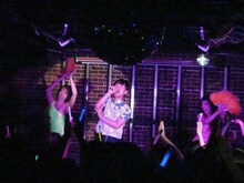 藤井隆とベッド・インのコラボ。