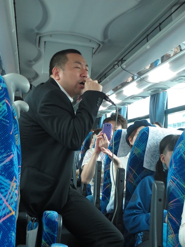 山岡士郎あるあるを「水にこだわる」と歌ったRG。