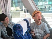 RGのあるあるに笑ってしまう蔦谷とタケト。