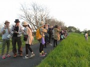 RG撮影会と、RG撮影会に興味のないタケトと、撮った写真を参加者に自慢する蔦谷。