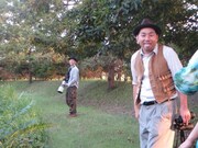 鳥ではなく飛行機で「間違えちゃった」とペロッと舌を出す呆れたRG。