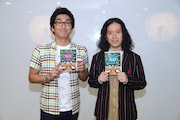 平成ノブシコブシ徳井とピース又吉(左から)。