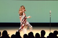 漫談を披露する棚橋弘至。