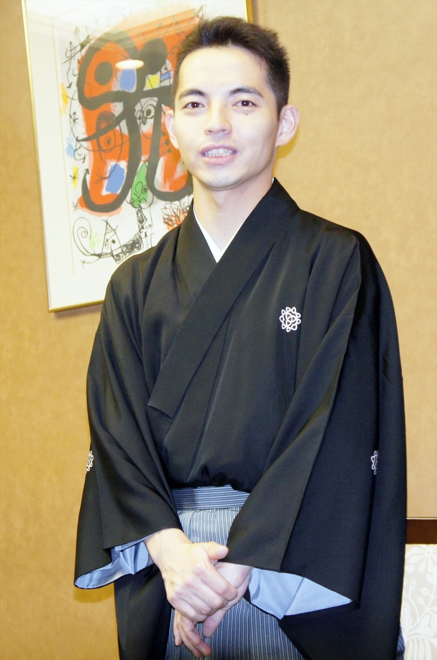 三遊亭とむ