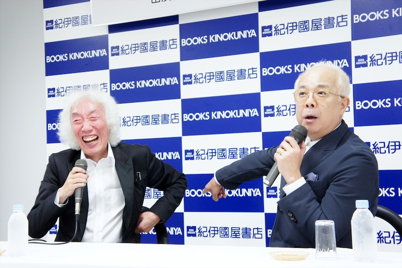 書籍「高平哲郎スラップスティック選集」の創刊記念トークイベントに出演した（左から）高平哲郎、小堺一機。